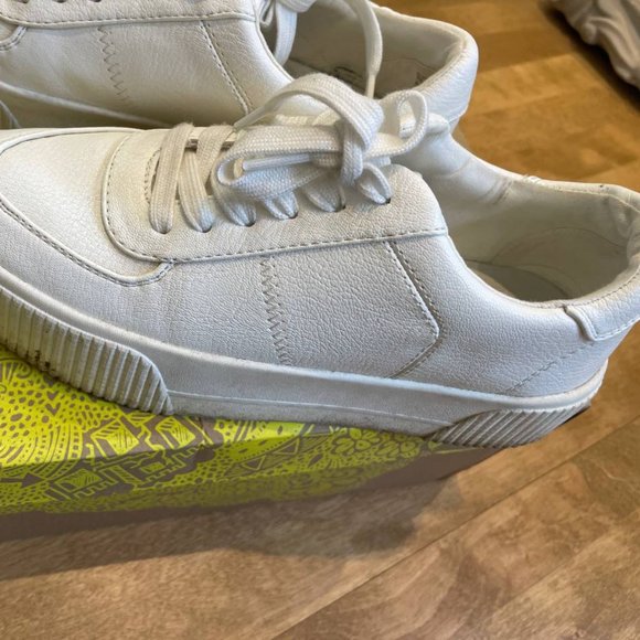 Mix No. 6 Ebele Sneakers, Women's Size 7W - Picture 2 of 4